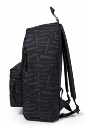 EK767 6V8 SHAPE DARK SAC A DOS EASTPAK OUT OF OFFICE 27LITRES www.solene-maroquinerie.fr