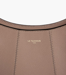 PETIT SAC DEMI LUNE LE TANNEUR JULIETTE EN CUIR GRAIN GRIS DE PARME TJET1050S12 www.solene-maroquin