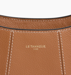 PETIT SAC DEMI LUNE LE TANNEUR JULIETTE EN CUIR GRAIN TAN TJET1050G05 www.solene-maroquinerie.fr