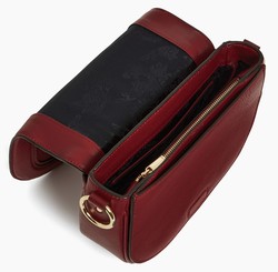 SAC BANDOULIRE MOYEN MODLE LE TANNEUR ELLA EN CUIR GRAIN ROUGE REVOLUTION TNGI1210R11 www.solene-