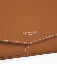 POCHETTE EN CUIR LISSE AVEC BANDOULIERE AMOVIBLE LE TANNEUR CHARLOTTE MARRON TAN TOTT3C01G05 www.sol