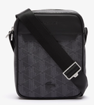 Sacoche verticale LACOSTE The Blend en toile monogramme NH3653LX H45 www.solene-maroquinerie.fr