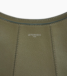 PETIT SAC DEMI LUNE LE TANNEUR JULIETTE EN CUIR GRAIN VERT TILLEUIL TJET1050V16 www.solene-maroquin