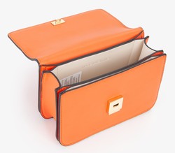 Sac bandoulire  rabat Flap Re Orange VALENTINO VBS8ZT11 ARANCIO www.solene-maroquinerie.fr