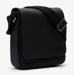 SACOCHE A RABAT MEN'S CLASSIC LACOSTE NOIR NH4423HC 000 www.solene-maroquinerie.fr