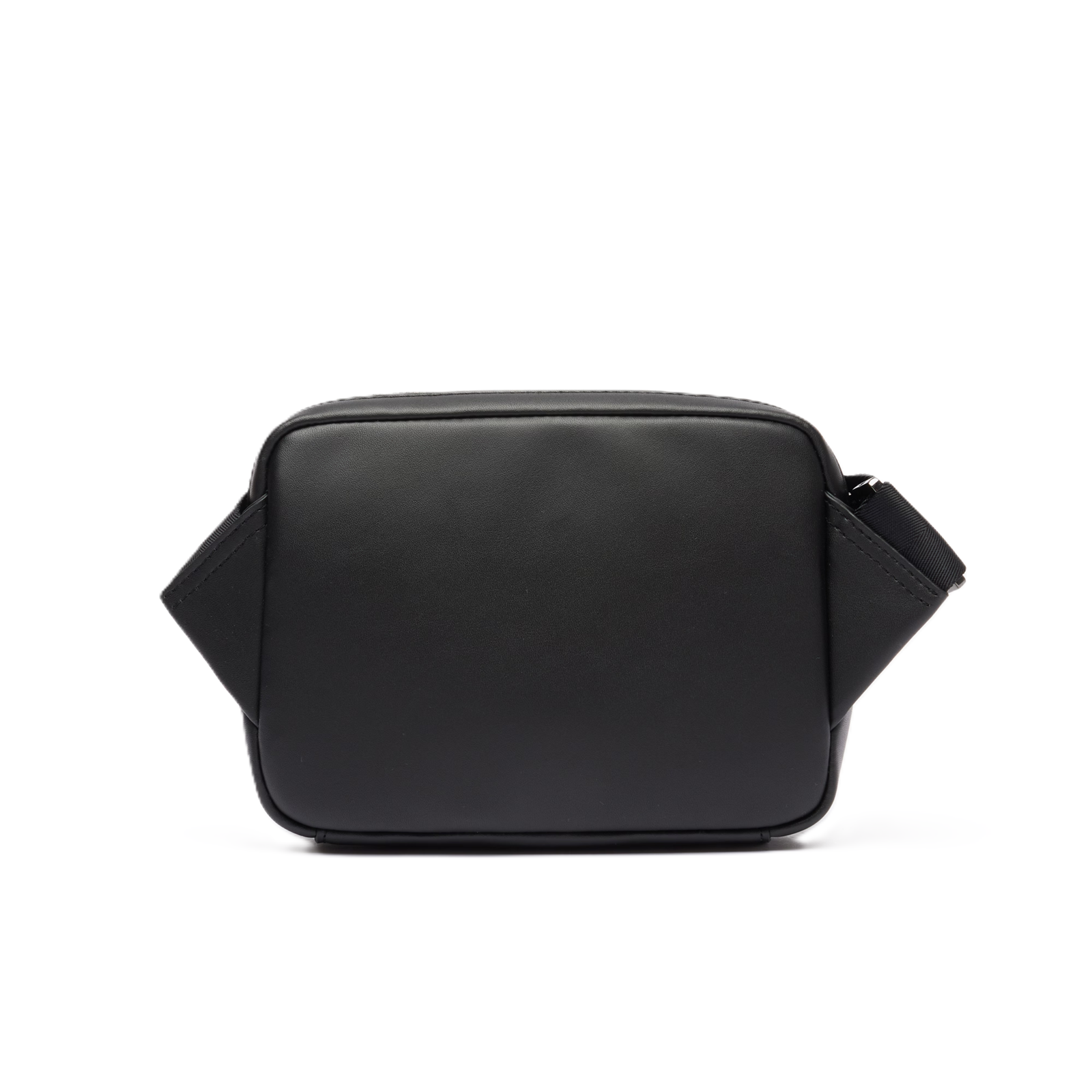 SAC REPORTER MONOGRAMME LACOSTE NH4401MR 000 www.solene-maroquinerie.fr 3