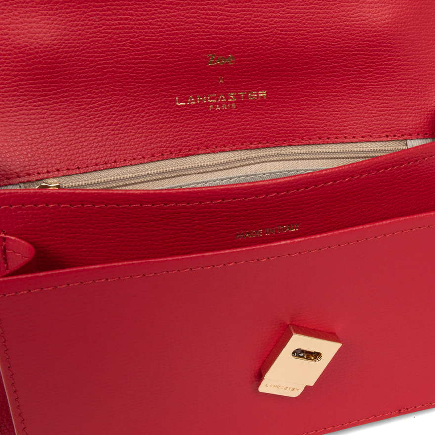SAC TROTTEUR LANCASTER X ZOÉ BRISBANE ROUGE GRAINÉ 480-011 ROUGE www.solene-maroquinerie.fr 5