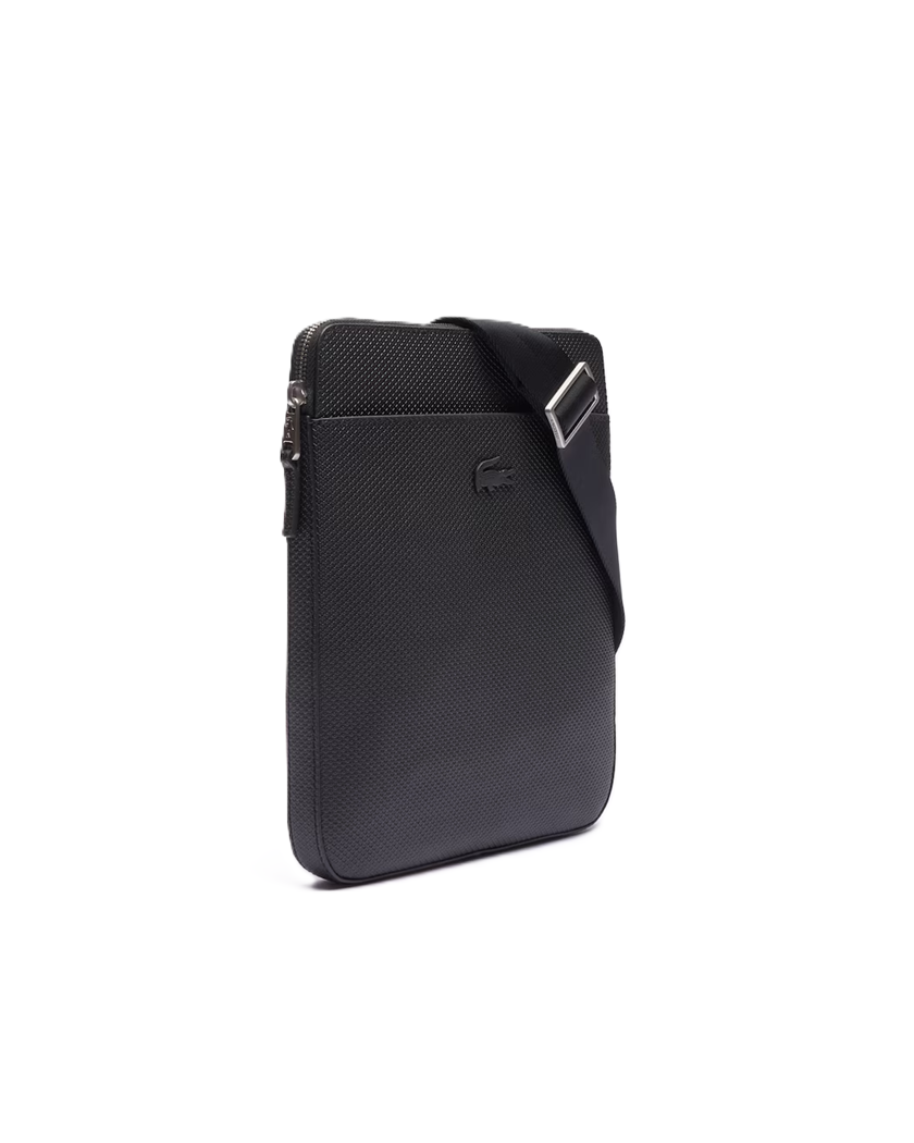 SACOCHE A BANDOULIERE EN CUIR LACOSTE CHANTACO NOIR NH2815CE 000 www.solene-maroquinerie.fr 2