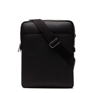 SACOCHE PLATE ZIPPÉE LACOSTE GAEL SIMILICUIR GRAINÉ NH2840GL 000 www.solene-maroquinerie.fr