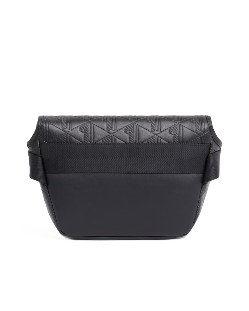 MINI SAC MESSENGER LACOSTE MONOGRAMME NOIR NH5265MR 000 www.solene-maroquinerie.fr 3