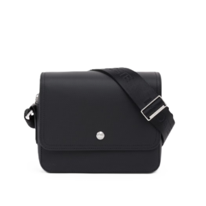 PETIT SAC MESSENGER EN PETIT PIQUÉ LACOSTE LANGON NOIR NH5274HW 000 www.solene-maroquinerie.fr