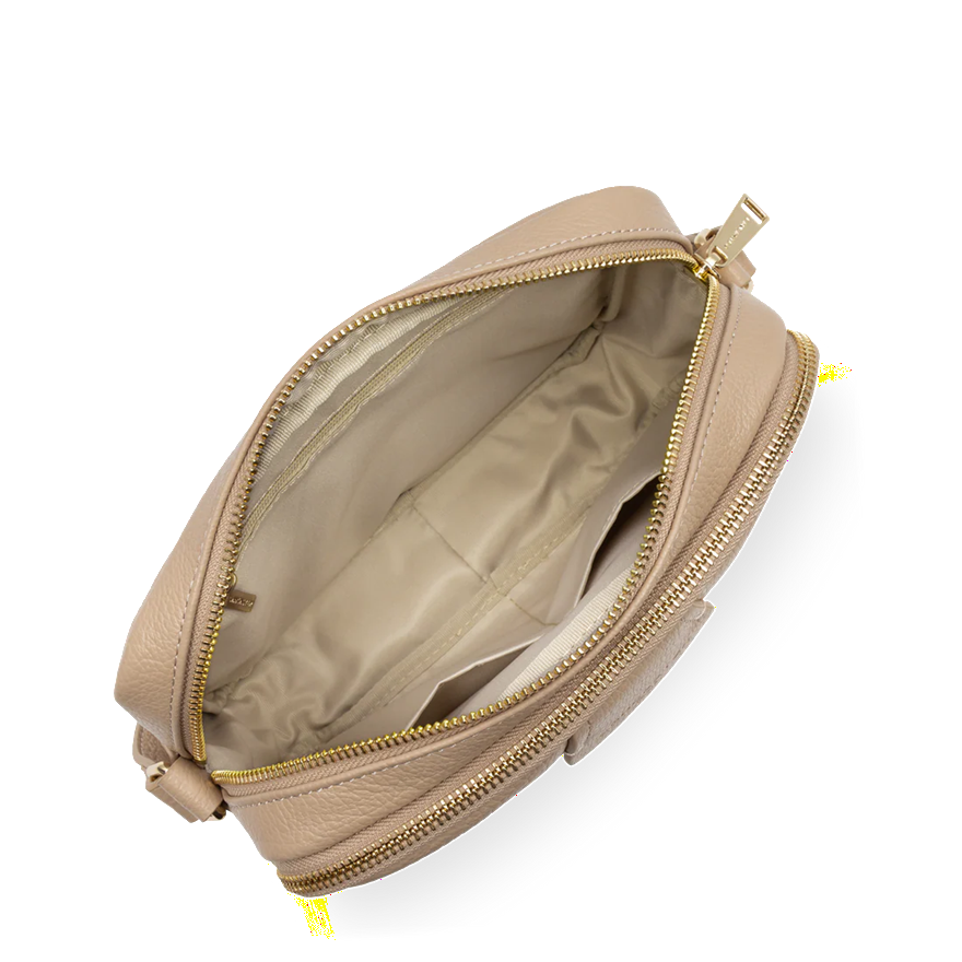 SAC TROTTEUR LANCASTER DUNE BEIGE FONCÉ 529-71 BEIGEFONCE www.solene-maroquinerie.fr 4