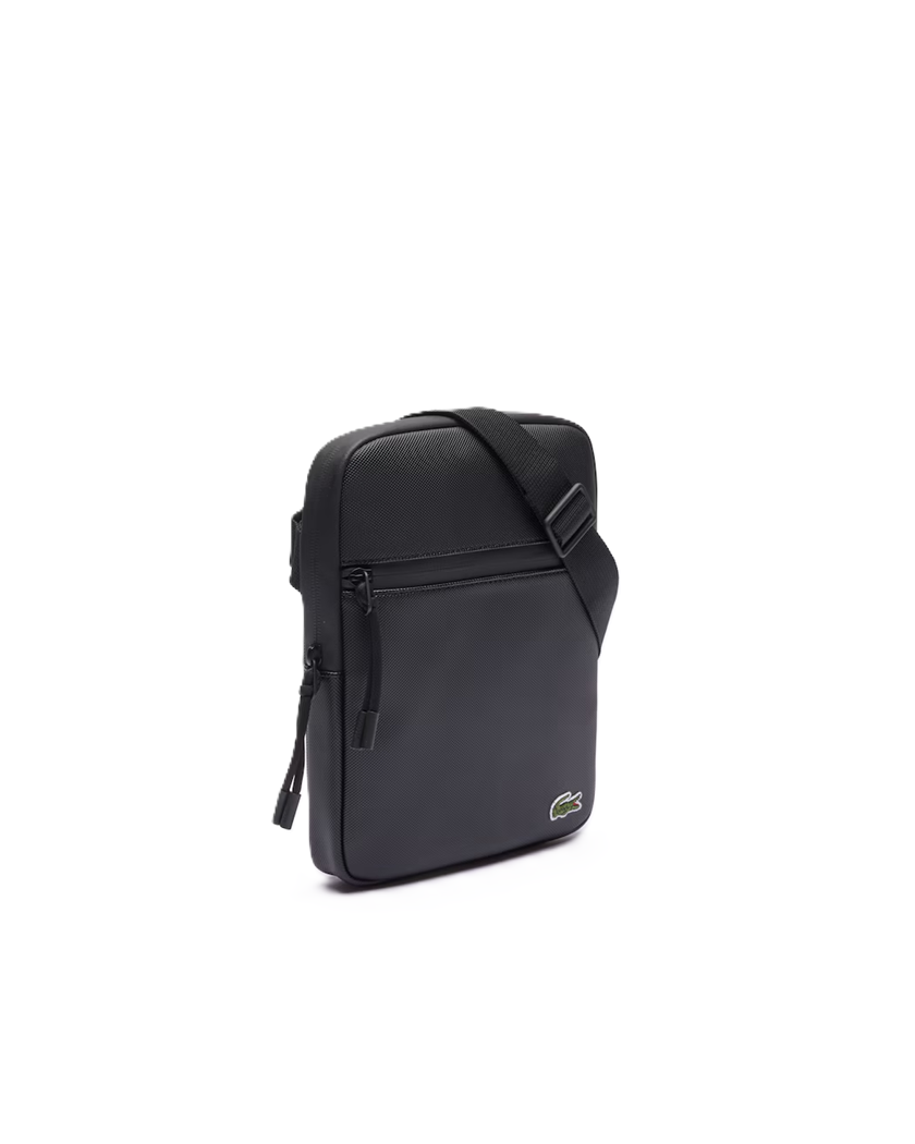 SACOCHE MOYENNE PETIT PIQUÉ LACOSTE LCST NOIR NH3308LV P00 www.solene-maroquinerie.fr 2