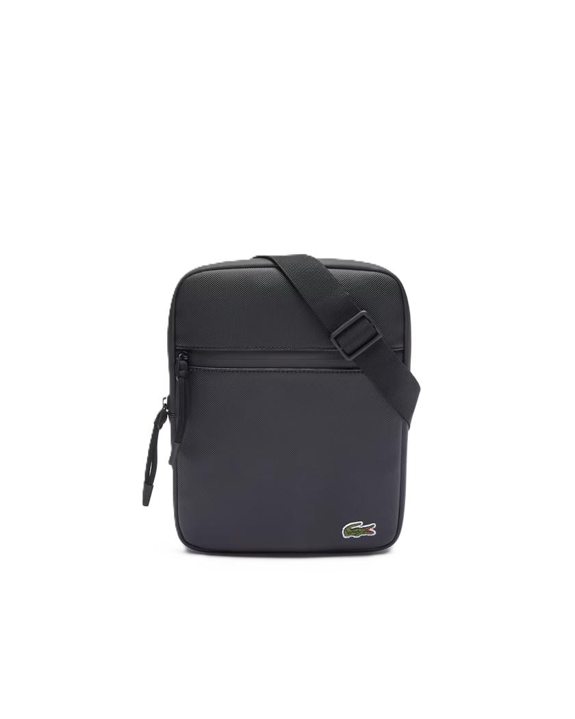 SACOCHE MOYENNE PETIT PIQUÉ LACOSTE LCST NOIR NH3308LV P00 www.solene-maroquinerie.fr